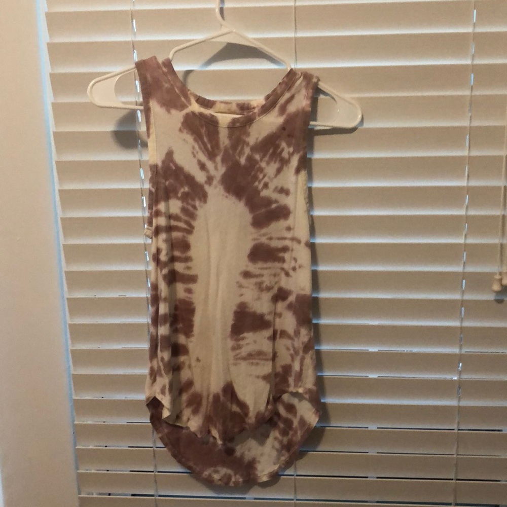 never worn tank top
